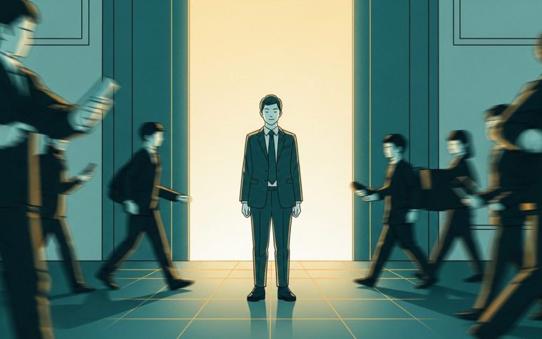 Professionista in un ambiente lavorativo luminoso che attira l'attenzione naturalmente senza forzare